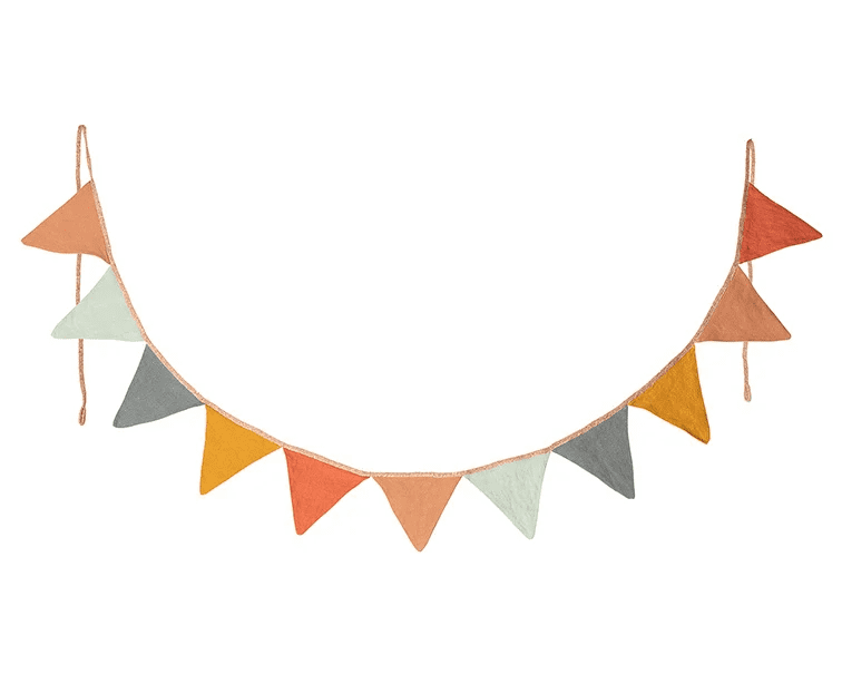 maileg garland, small 11 flags