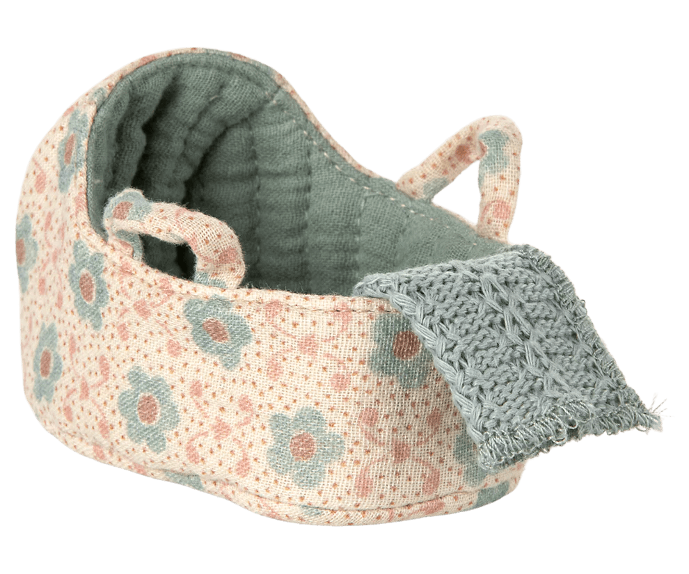 maileg carry cot, baby mouse blue