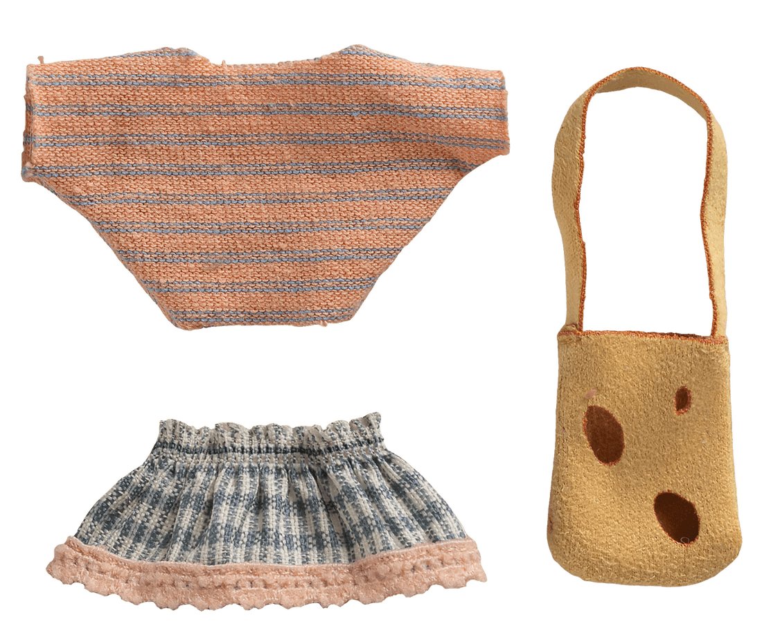maileg clothes and bag, little sister mouse