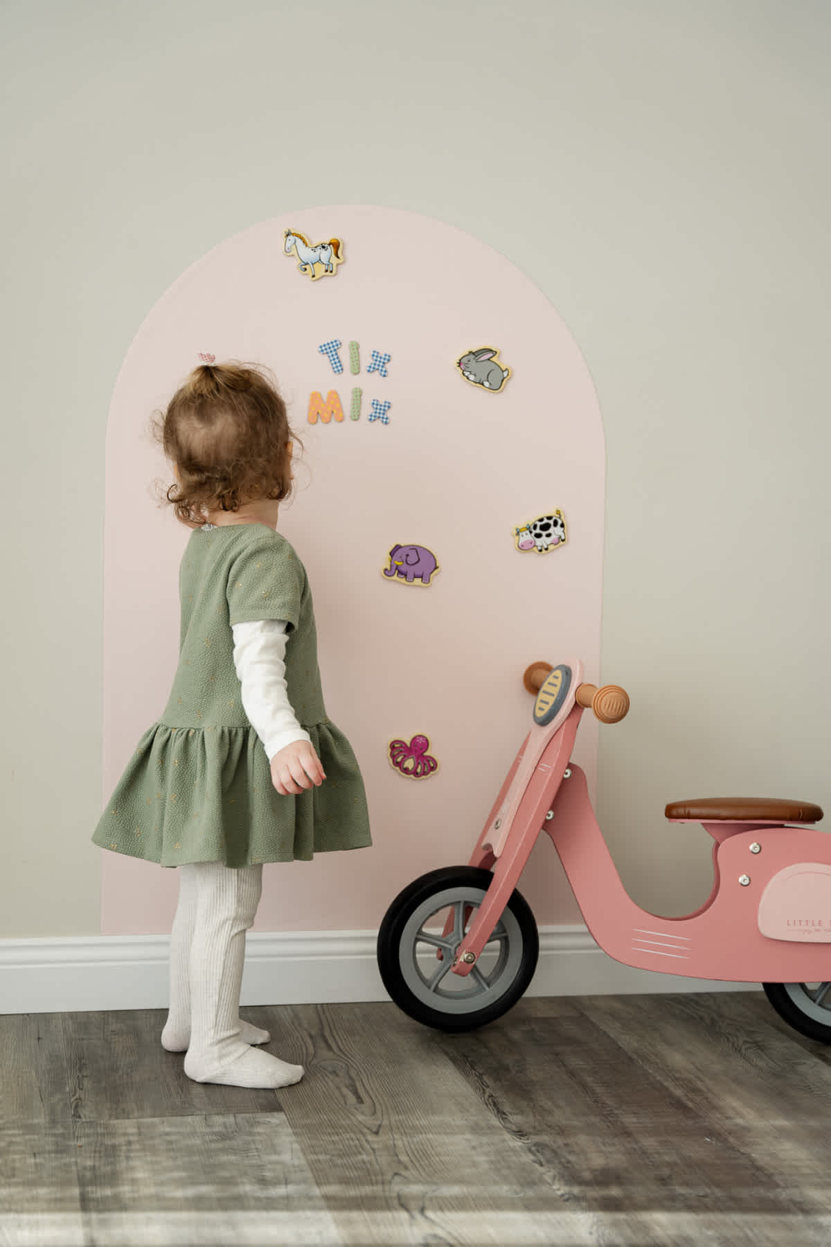 tix en mix magnetische muursticker magneetbord pink sweetness + 2 krijtjes